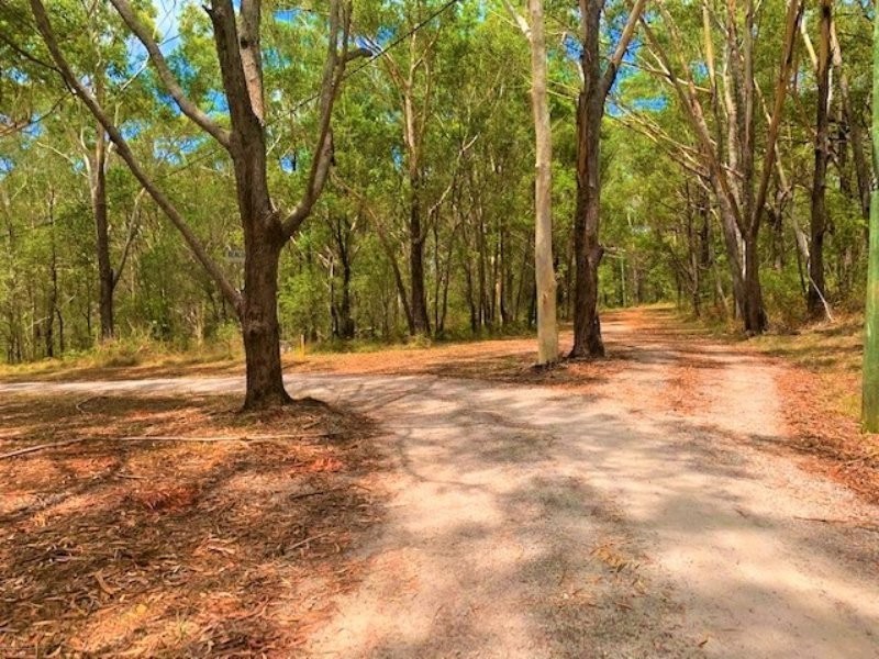 35 Basket Beach Rd, Russell Island QLD 4184