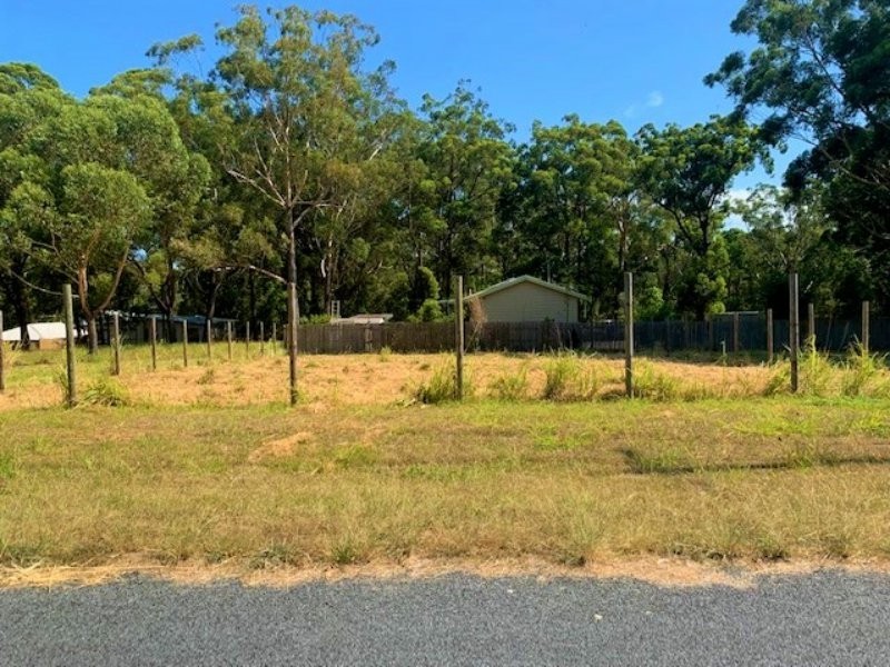 100 Laurel Street, Russell Island QLD 4184