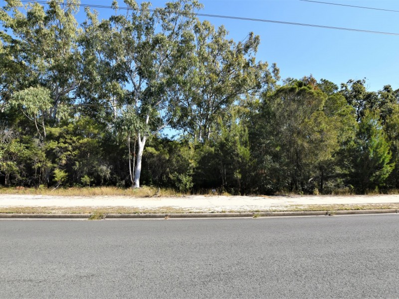 182-184 Centre Road, Russell Island QLD 4184