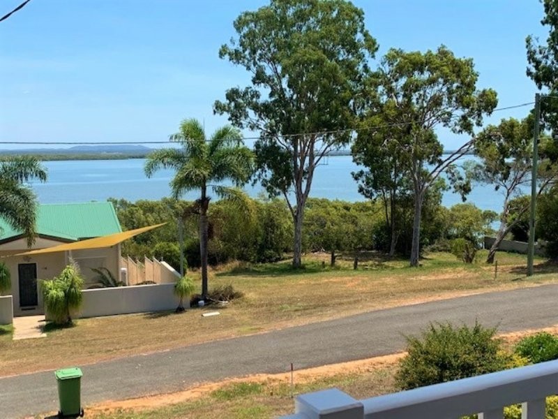 119 Palm Beach Rd, Russell Island QLD 4184
