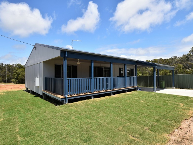 24 Tenanne Street, Russell Island QLD 4184