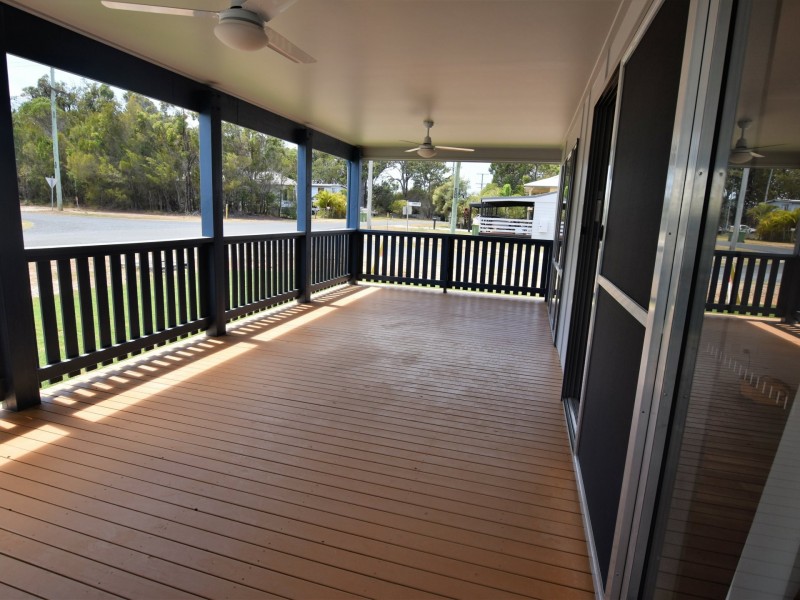 24 Tenanne Street, Russell Island QLD 4184