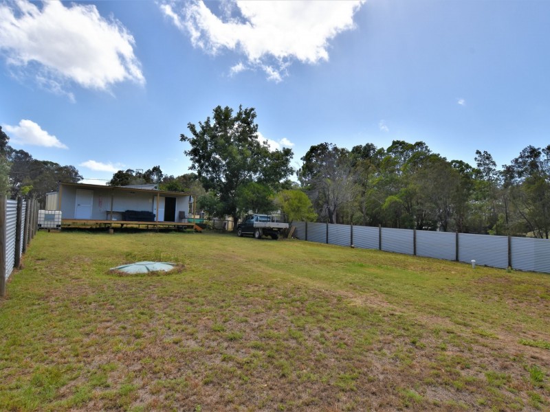 17 BEAUMONT DRIVE, Russell Island QLD 4184