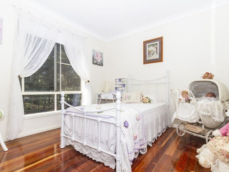 11 Saturn Street, Russell Island QLD 4184