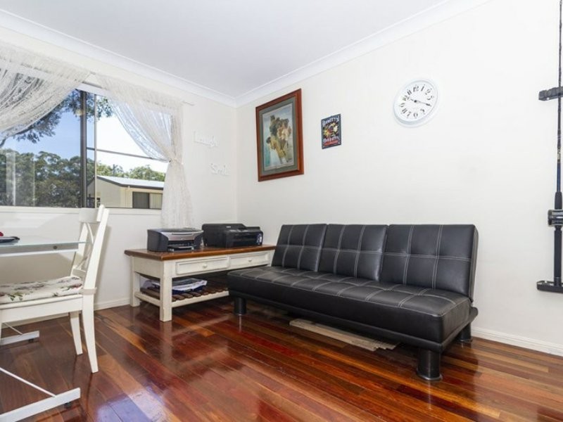 11 Saturn Street, Russell Island QLD 4184