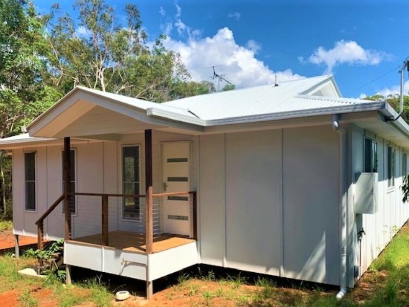 2 Frangipanni Street, Russell Island QLD 4184