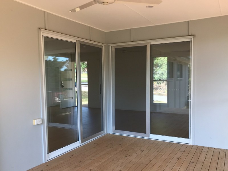 2 Frangipanni Street, Russell Island QLD 4184