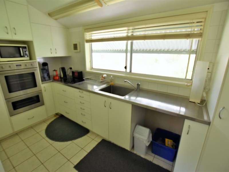 5 Fernbrook Avenue, Russell Island QLD 4184