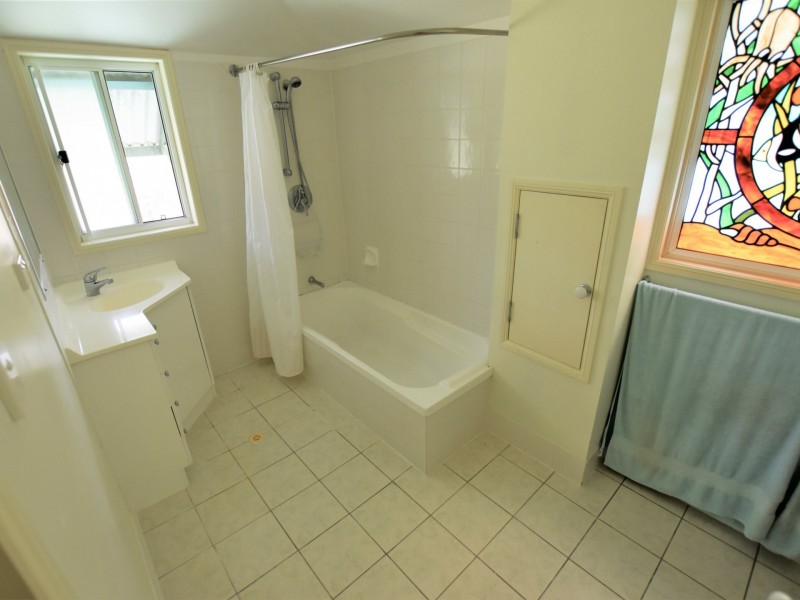 5 Fernbrook Avenue, Russell Island QLD 4184