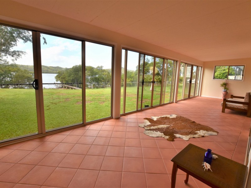 46 Canaipa Point Dve, Russell Island QLD 4184