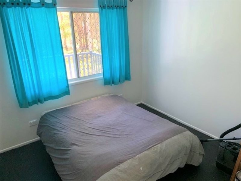 19 Letitia Ave, Russell Island QLD 4184