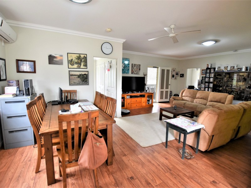 19 Pia Street, Russell Island QLD 4184