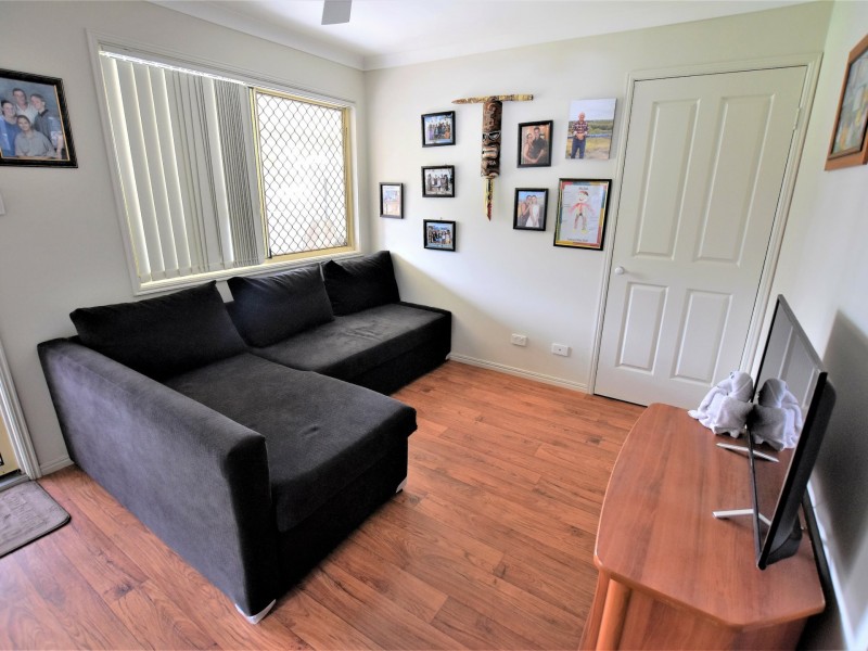 19 Pia Street, Russell Island QLD 4184