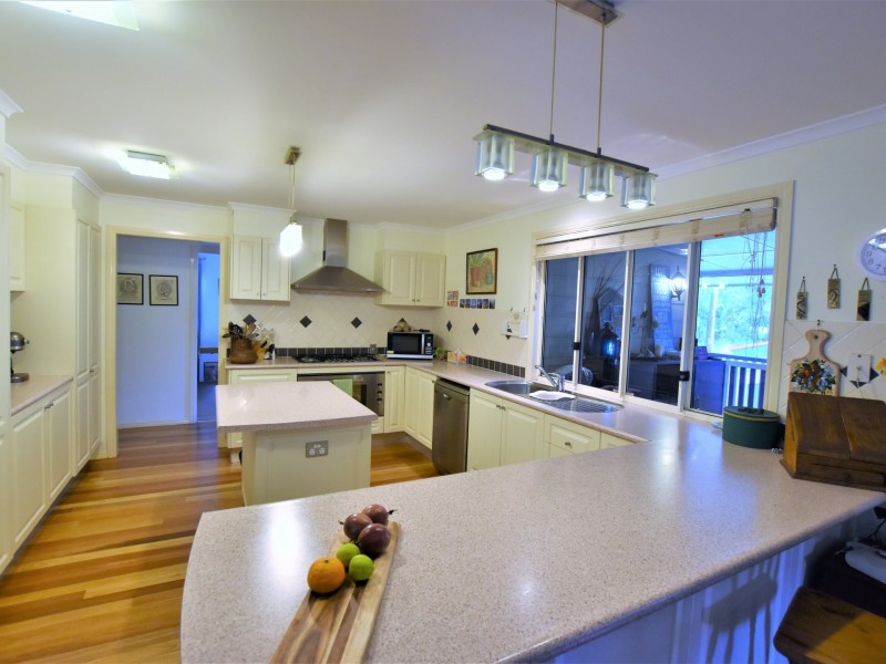 20 Bilbungra St, Russell Island QLD 4184