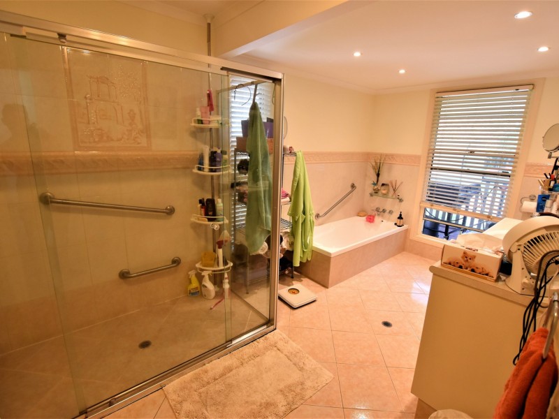 20 Bilbungra St, Russell Island QLD 4184