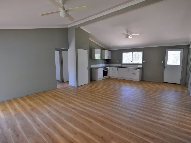 2 Todman Street, Russell Island QLD 4184