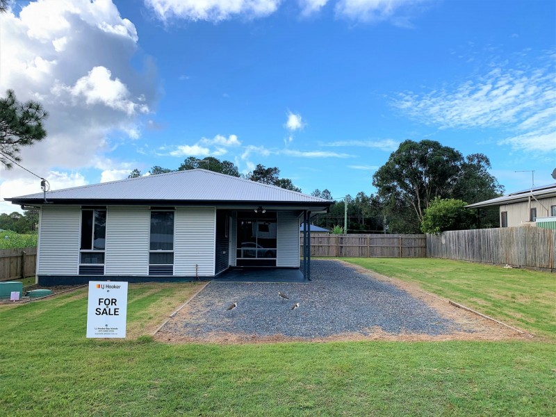 13 Banksia St, Russell Island QLD 4184