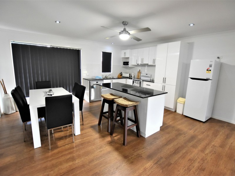 13 Banksia St, Russell Island QLD 4184