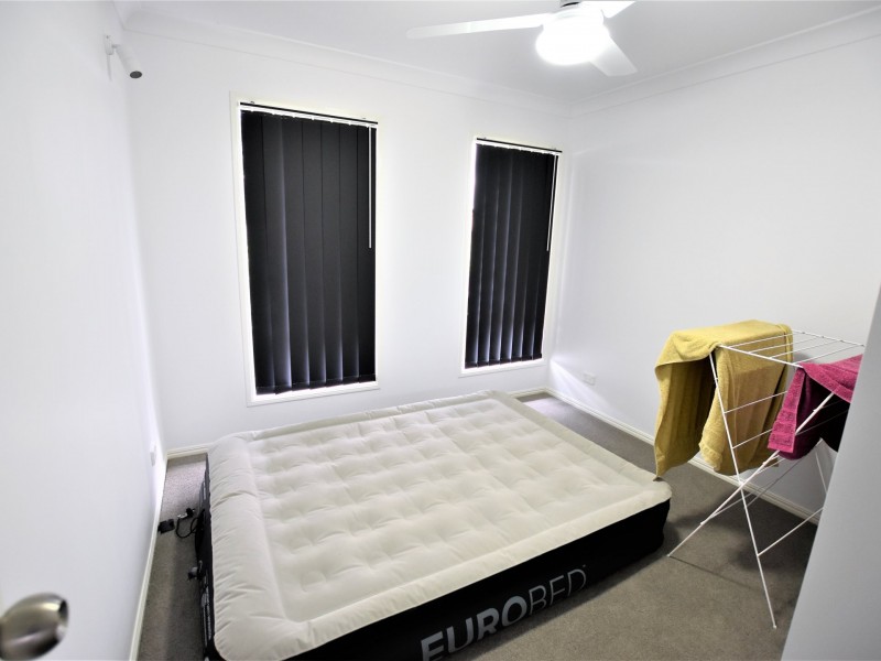 13 Banksia St, Russell Island QLD 4184