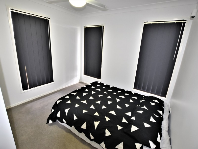 13 Banksia St, Russell Island QLD 4184