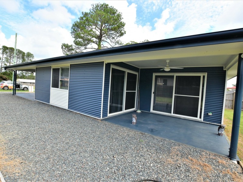 13 Banksia St, Russell Island QLD 4184