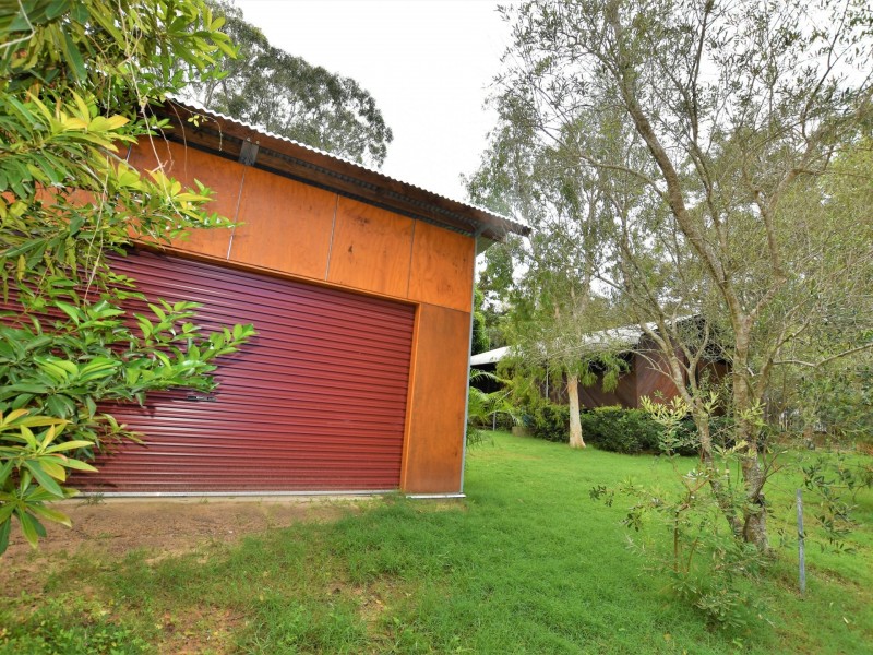 12 Frangipanni Street, Russell Island QLD 4184