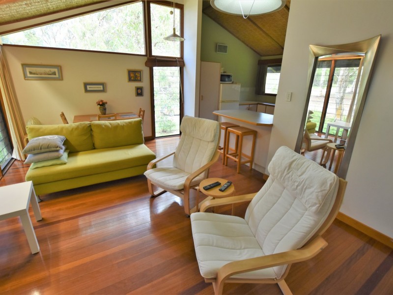 12 Frangipanni Street, Russell Island QLD 4184