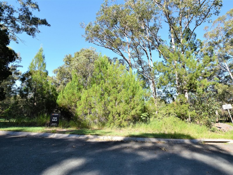 29 Yacht St, Russell Island QLD 4184