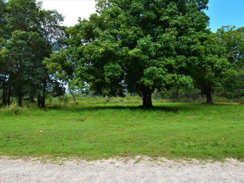 85 South End Rd, Russell Island QLD 4184