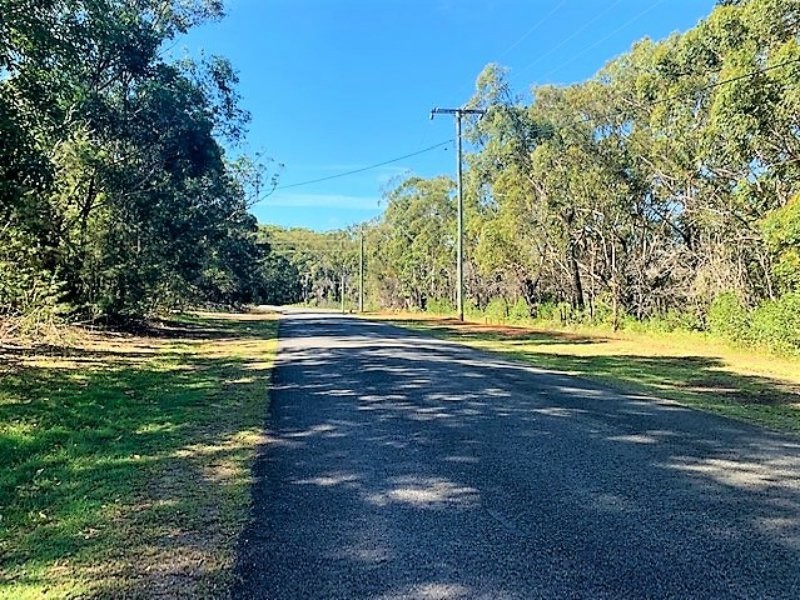 16 Stradbroke Dve, Russell Island QLD 4184