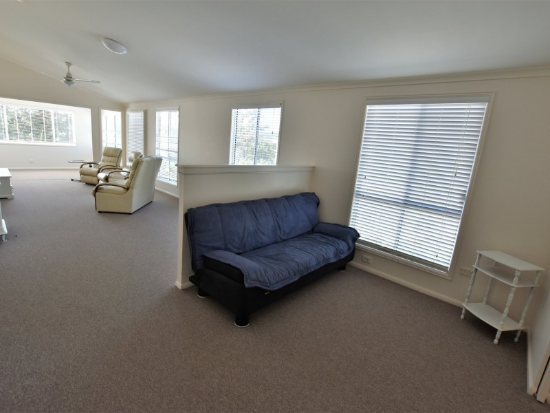 55 Seaward Drive, Russell Island QLD 4184