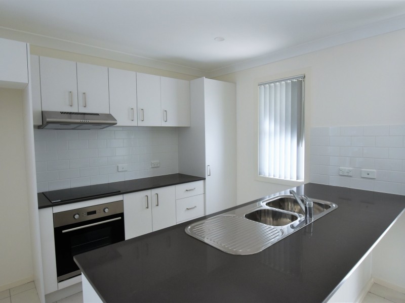 4 Koro Street, Russell Island QLD 4184