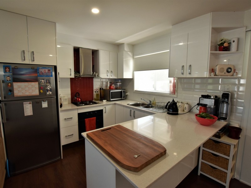 17 Roebuck Rd, Russell Island QLD 4184