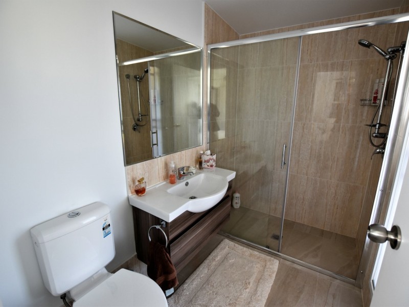 17 Roebuck Rd, Russell Island QLD 4184