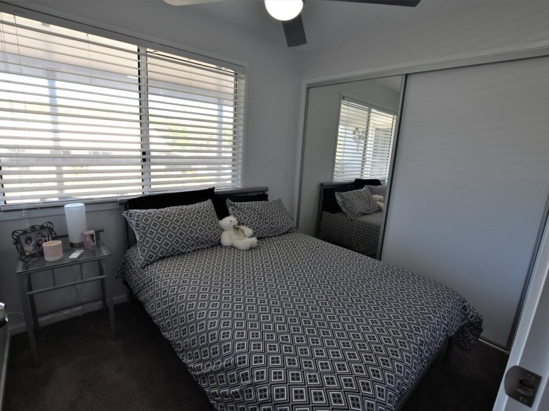 17 Roebuck Rd, Russell Island QLD 4184