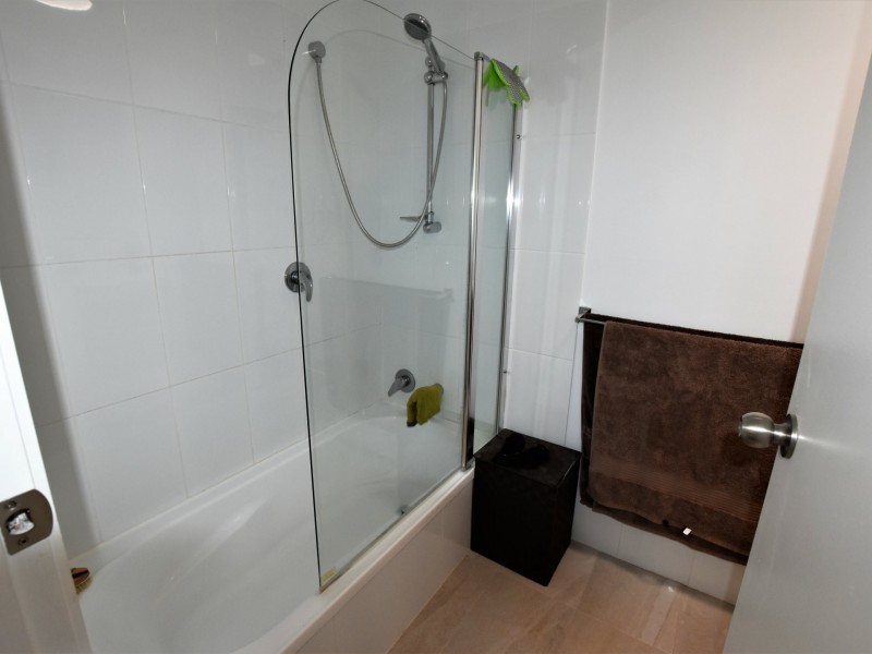 17 Roebuck Rd, Russell Island QLD 4184