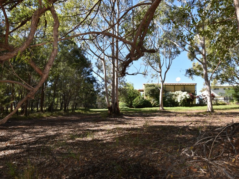 8 Amber Ave, Russell Island QLD 4184