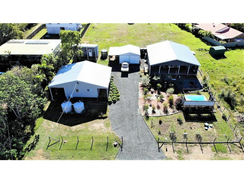 27-29 Tenanne Street, Russell Island QLD 4184