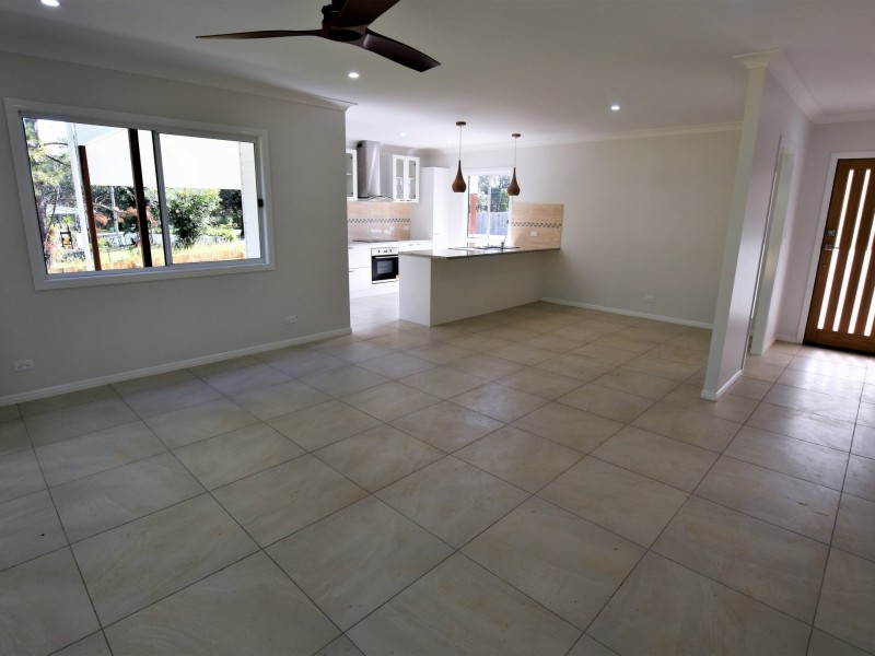 106 Laurel Street, Russell Island QLD 4184