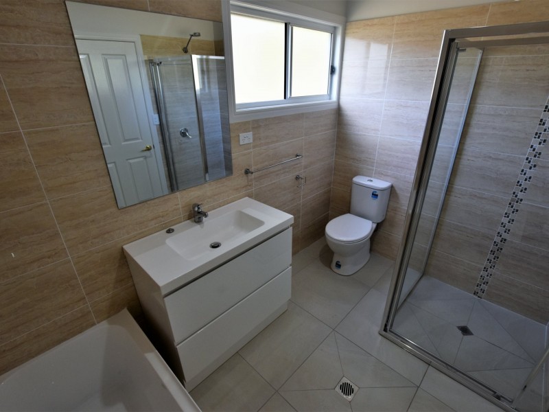 106 Laurel Street, Russell Island QLD 4184