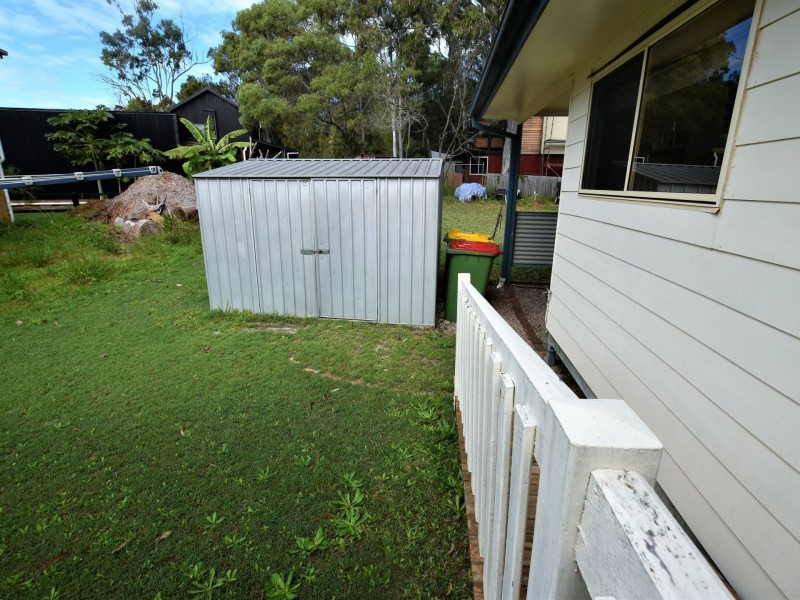 31 Jasper Street, Russell Island QLD 4184