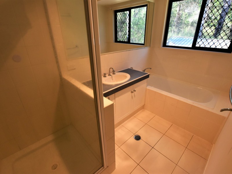 12 Blaxland Street, Russell Island QLD 4184