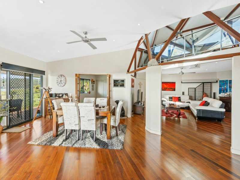 37 Patterson Drive, Russell Island QLD 4184