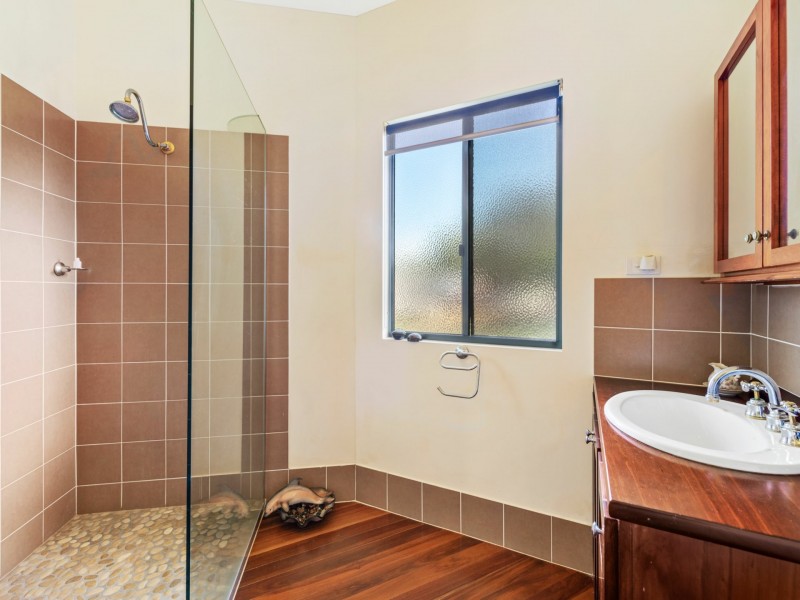 37 Patterson Drive, Russell Island QLD 4184