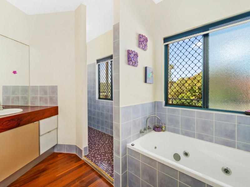 37 Patterson Drive, Russell Island QLD 4184