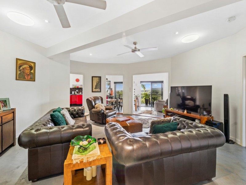 37 Patterson Drive, Russell Island QLD 4184