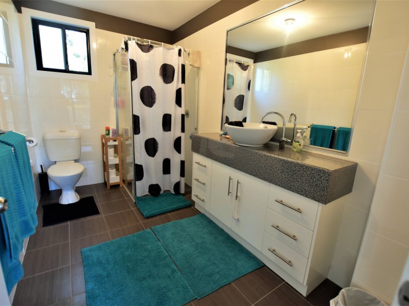 72 Tahlin Drive, Russell Island QLD 4184