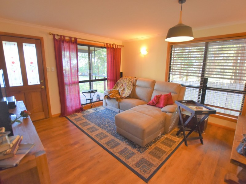 21 Heeterra Street, Russell Island QLD 4184