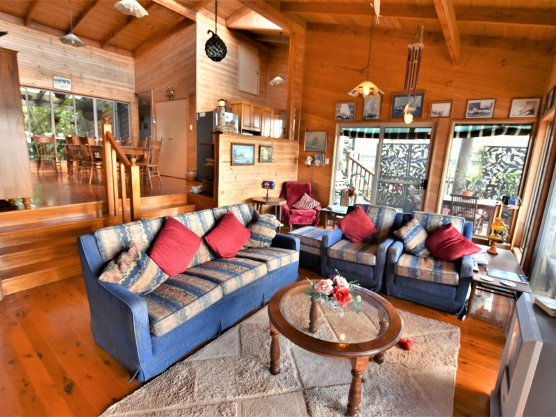 12 Schooner Street, Russell Island QLD 4184