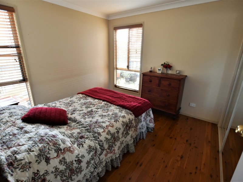 12 Schooner Street, Russell Island QLD 4184